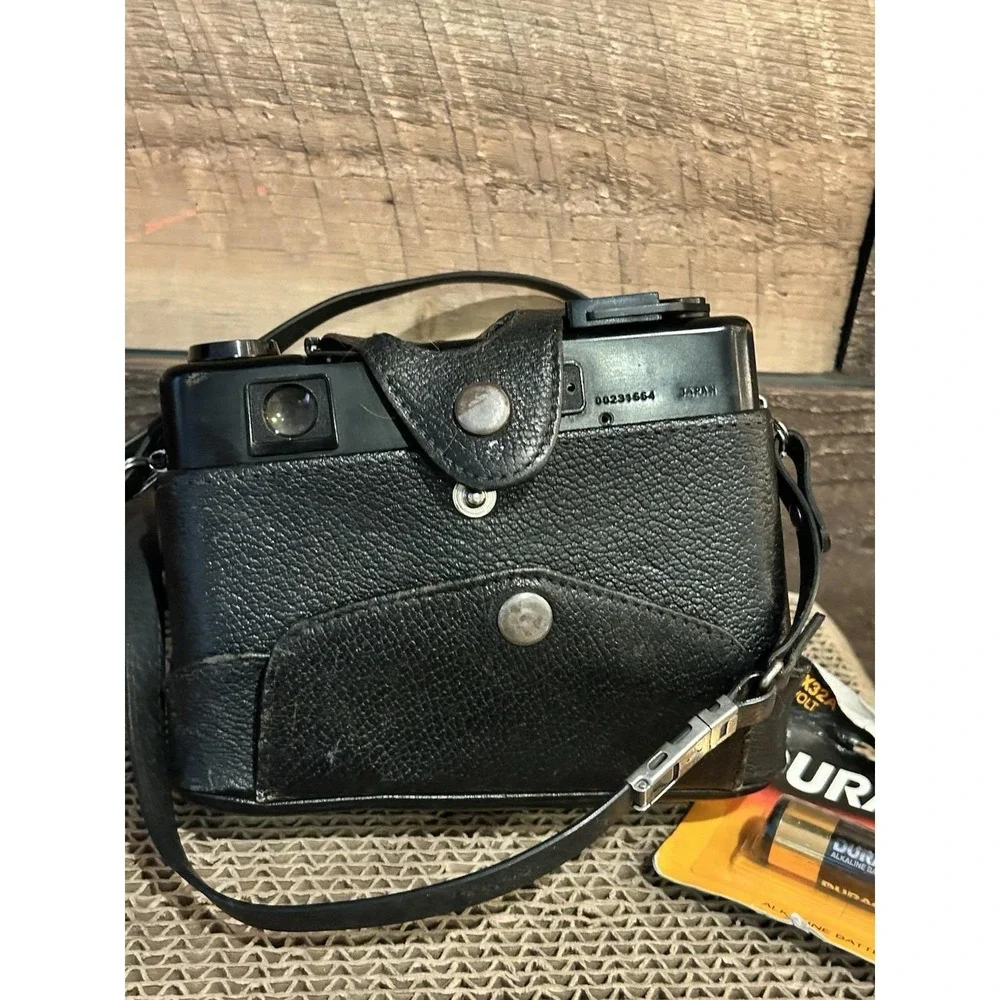 YASHICA ELECTRO 35‎ GT RANGEFINDER 1.7 Lens Film Camera Not Tested